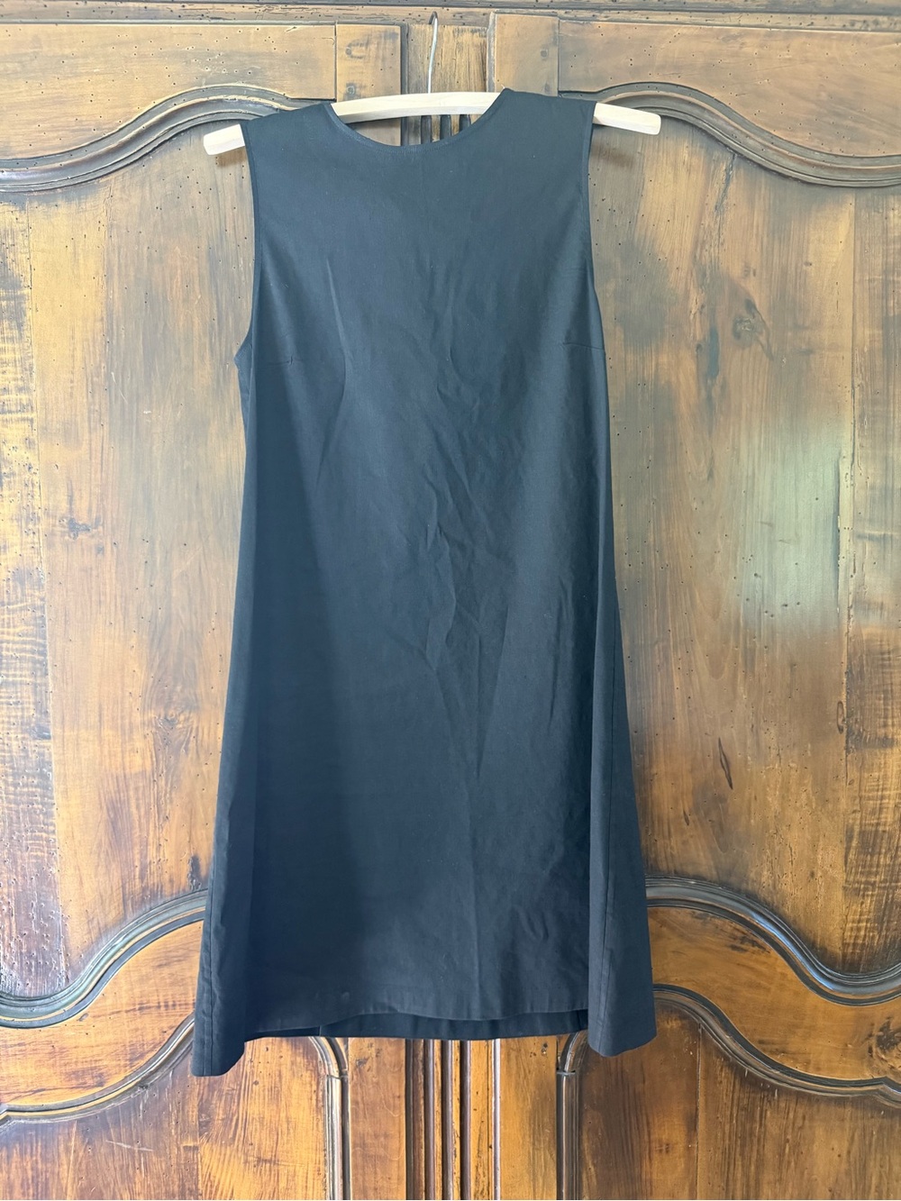 Theory Classic Black Sleeveless A-Line Dress w tie up back size 2